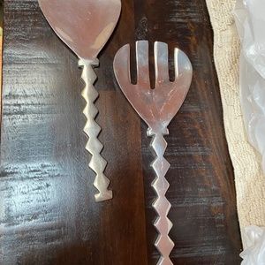 Mariposa 1991 aluminum salad tongs servers  fork spoon